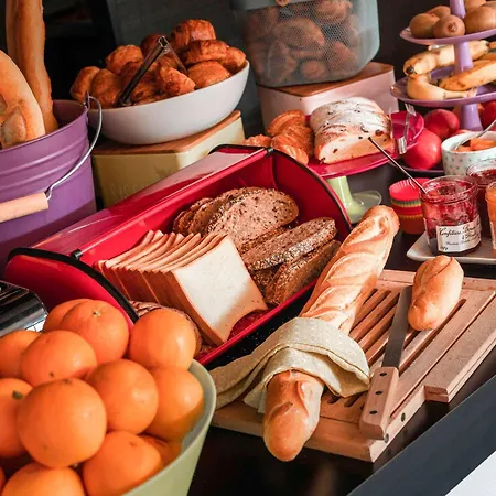 Ibis Styles Paris Hotel 3*