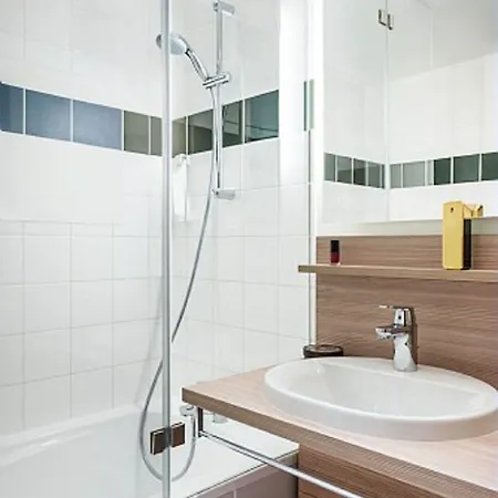 Hotel Ibis Styles Paris 3*