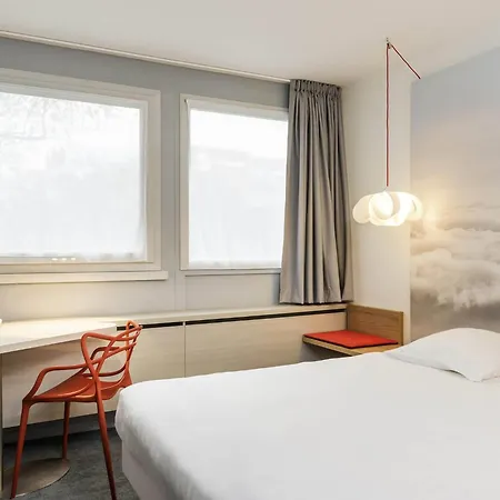 Ibis Styles Paris 3*