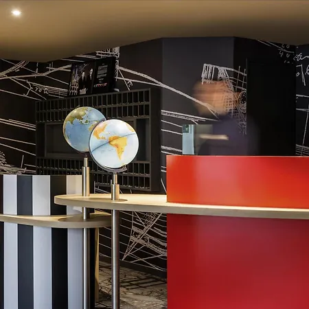 Hotel Ibis Styles Paris 3*
